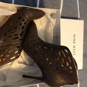 Nine West NIB Brown Summer Booties